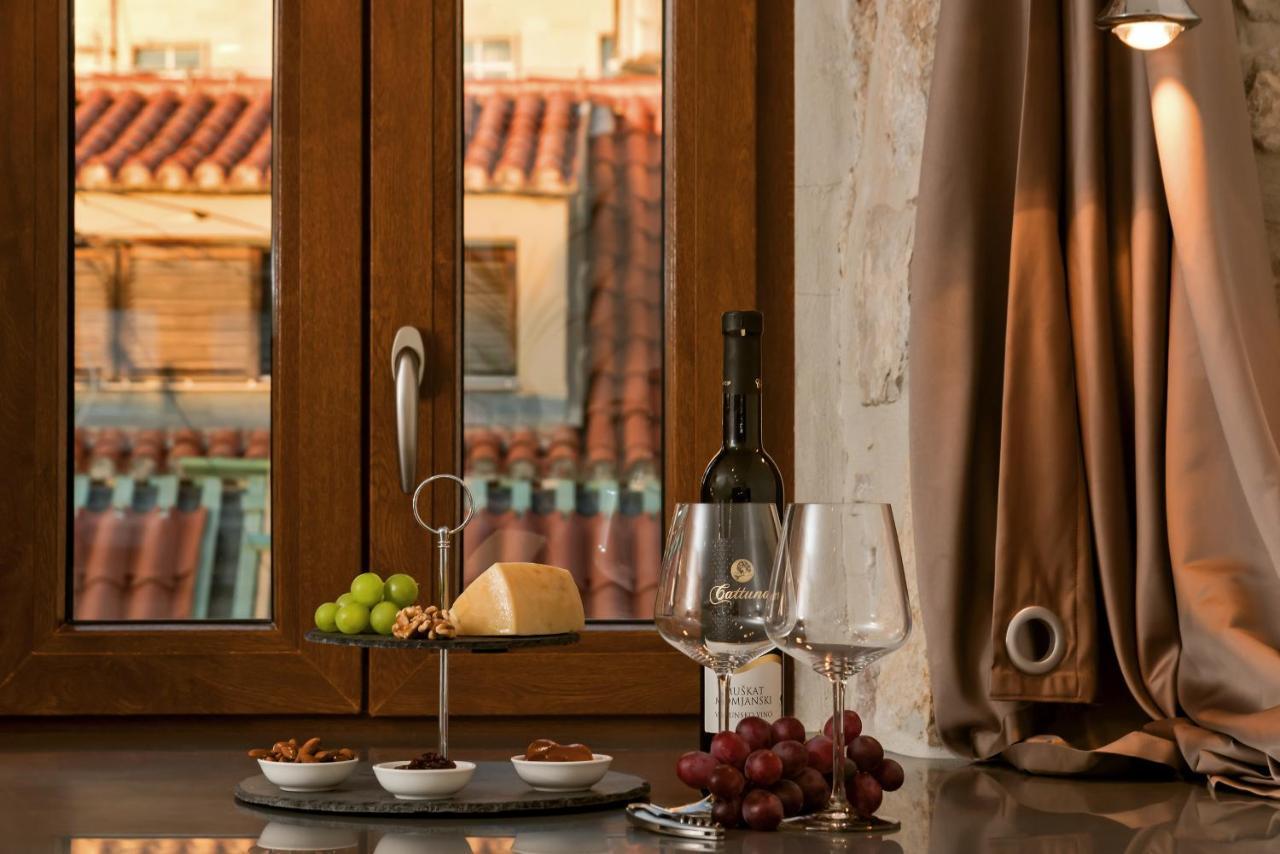 Luxury Studio Apartment Eminence Split In The Old Center Of Split On Pjaca Square Zewnętrze zdjęcie